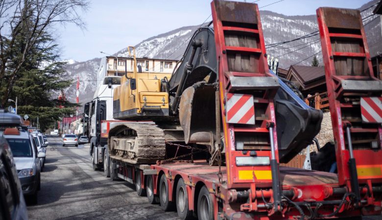 Transport charge lourde : comment allier logistique et sécurité ? 🪝🚚